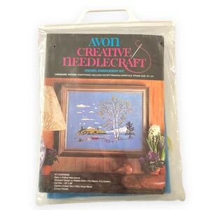 Vintage Avon Creative Needlecraft Crewel Kit Lakescape Colorful Virgin Wool Yarn